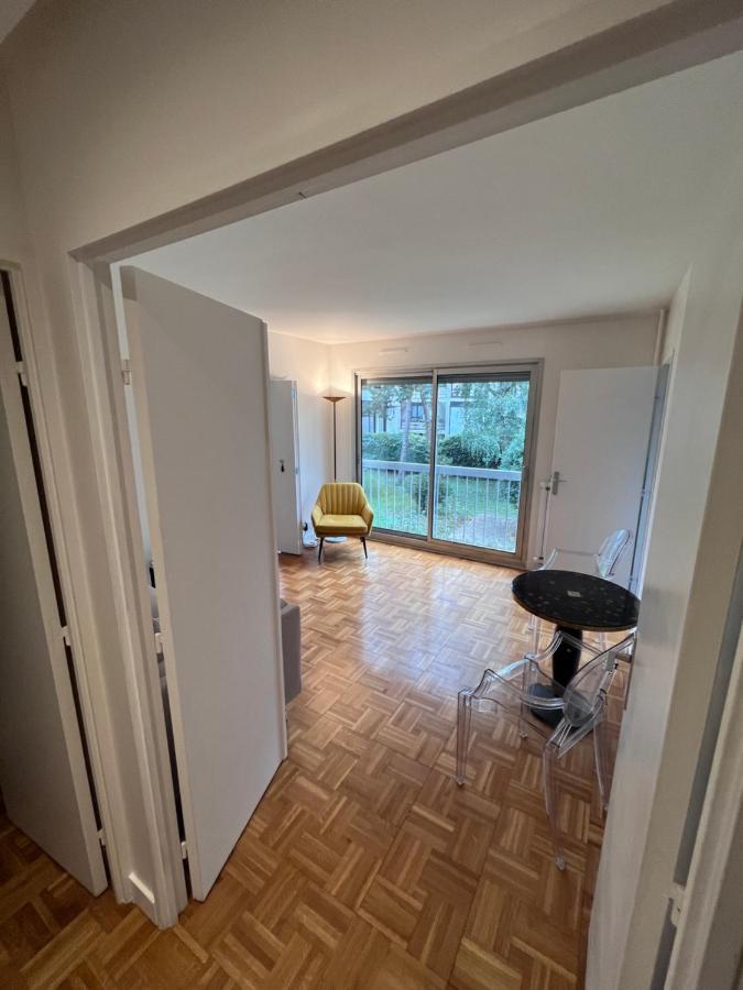 Suite 2 Pieces Sur Jardin Paris Exterior foto